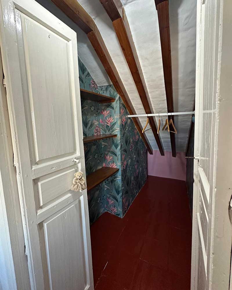 The Castle View - CASABELLA