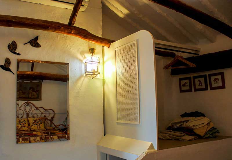 The Attic Room - CASABELLA