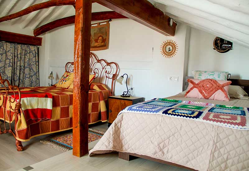 The Attic Room - CASABELLA